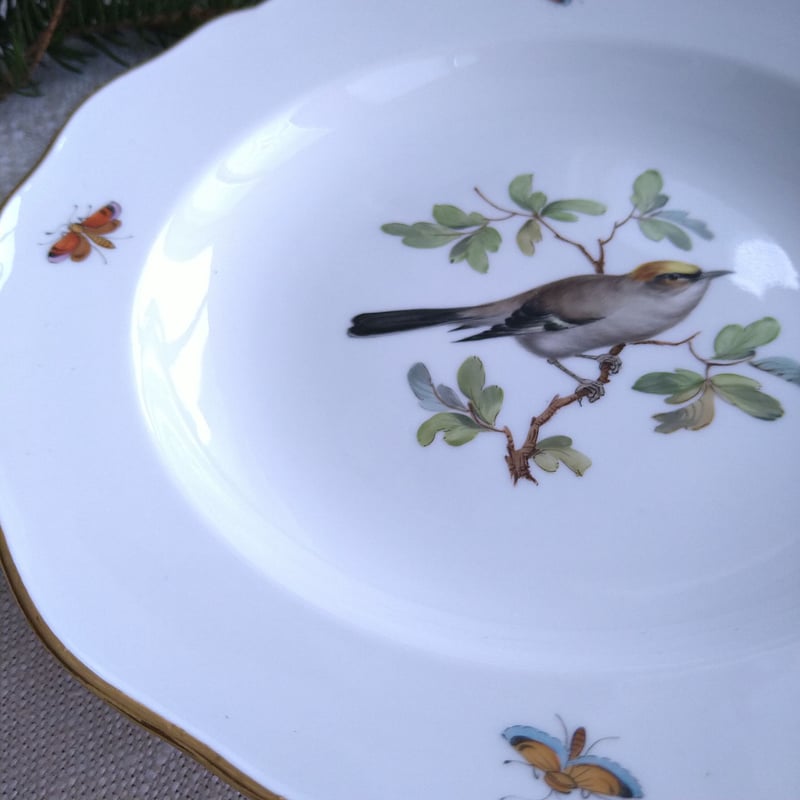 Meissenマイセンドイツの小鳥、アオカワラヒワ？直径約19.5㎝の