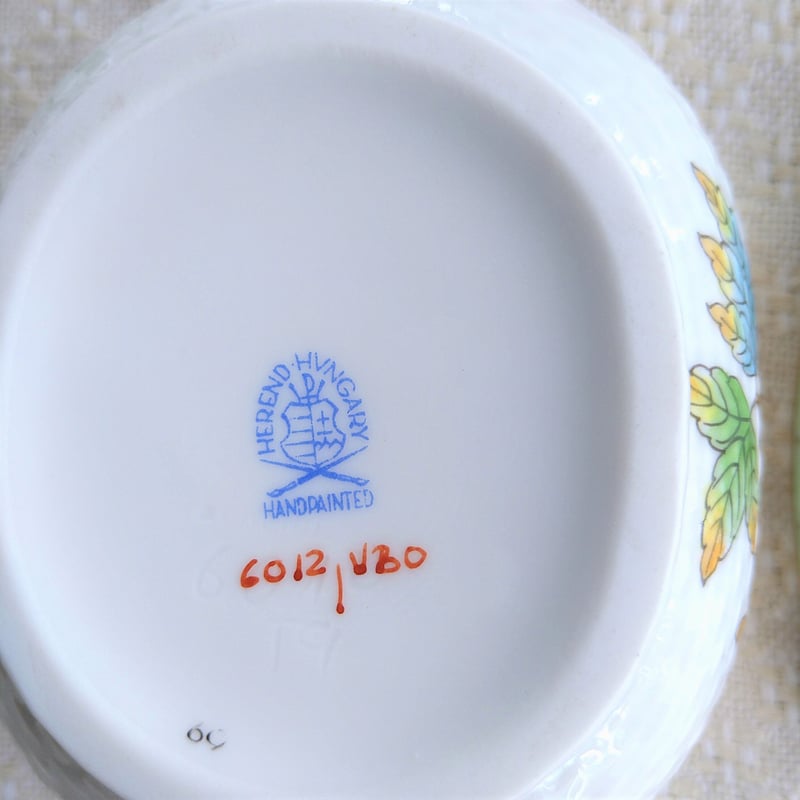 Herend ヘレンドヴィクトリアの蓋つき小物入れ/Victoria
