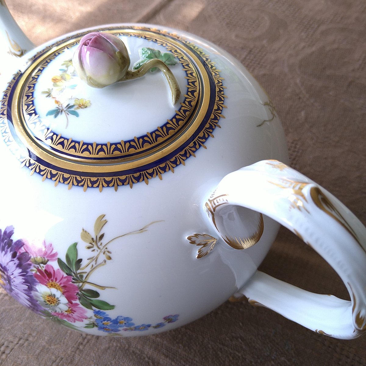 1924~1934年Meissen Akanteのティーポット高さ約16㎝H取手から 1924~1934年Meissen Akanteのティーポット高さ約16㎝H取手から
