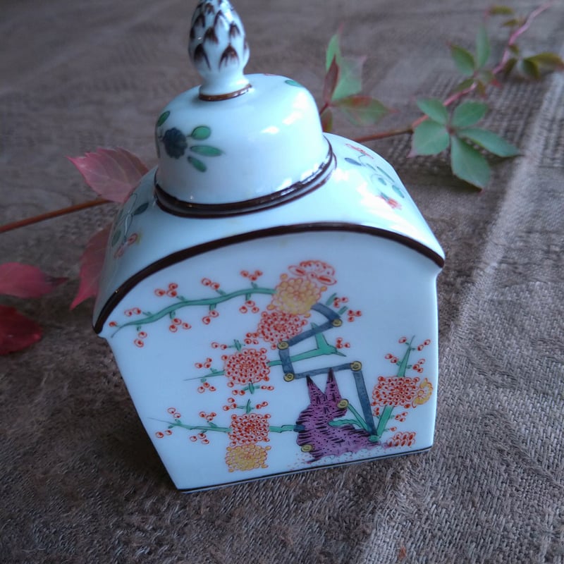 1900年頃のMeissenイエロータイガーの小さな茶入れ・ティー