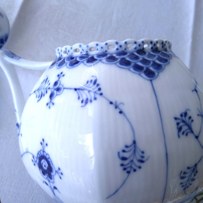 1889~1922年のRoyalCopenhagenブルーフルーテッドフルレース 1889~1922年のRoyalCopenhagenブルーフルーテッドフルレース