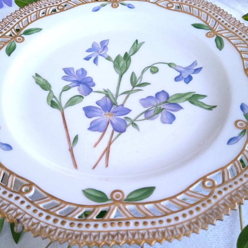 1889～1922年のRoyalCopenhagenフローラダニカのヒメツルニチニチソウ