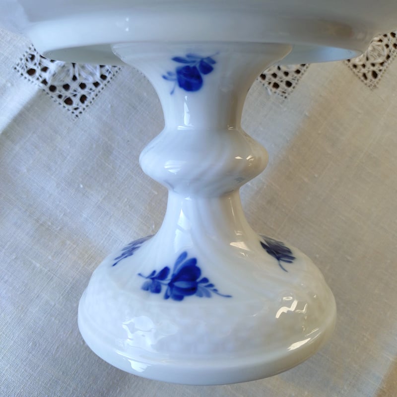 1969-1974年RoyalCopenhagenブルーフラワーカーブのコンポート高さ15.2