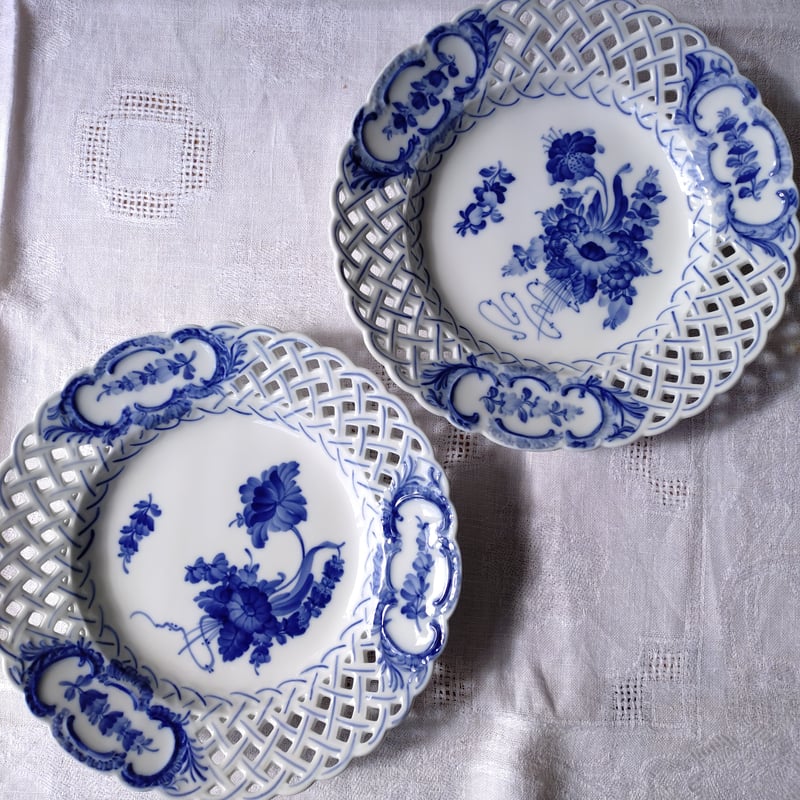 1969年～1974年のRoyalCopenhagenブルーフラワーのオープン