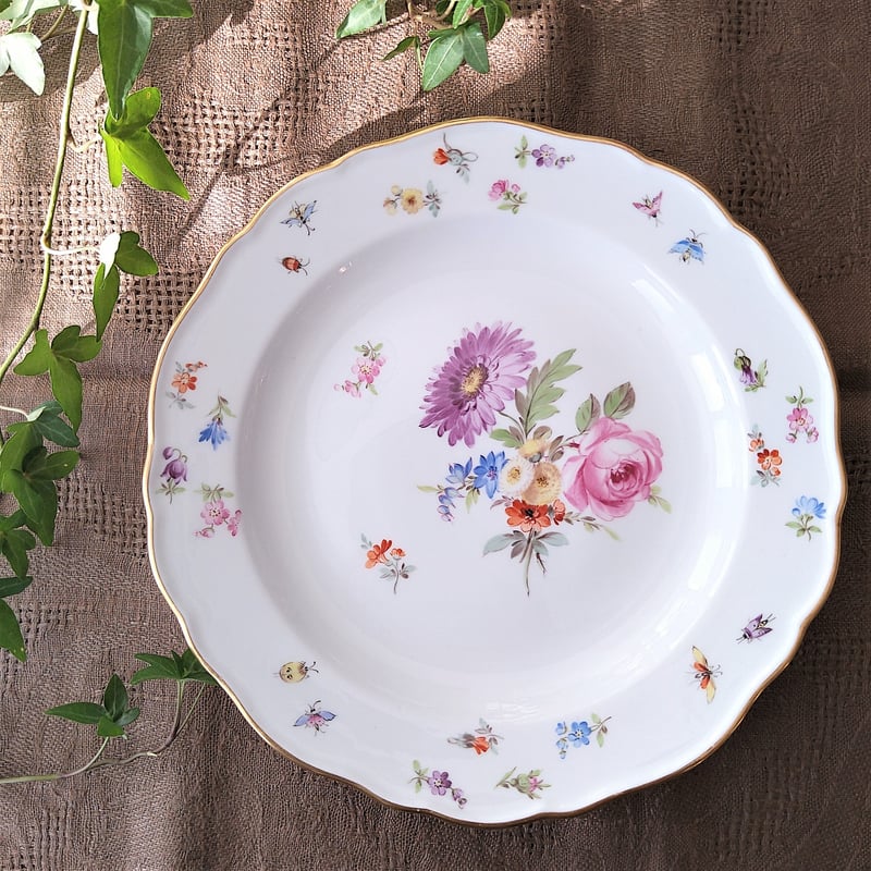 1860～1924年Meissen花と昆虫の絵の前菜皿21㎝D紫のアスターとバラ 