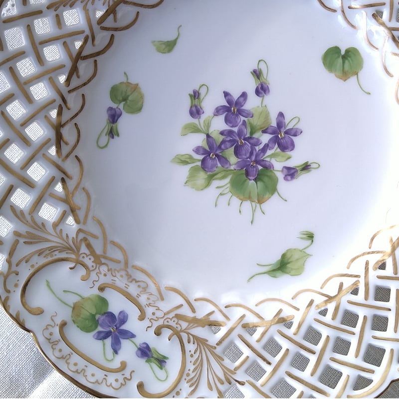 ロイヤルコペンハーゲン スミレの皿 ロイヤルコペンハーゲン スミレの皿 ロイヤルコペンハーゲン スミレの皿