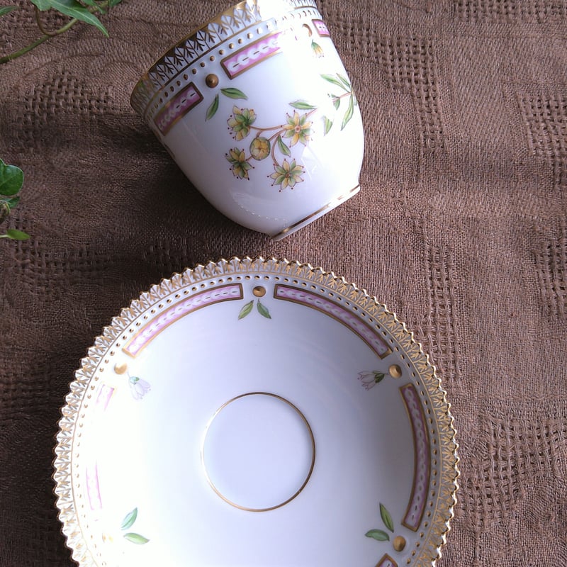 RoyalCopenhagenフローラダニカのコーヒーカップソーサー/Flora Danica