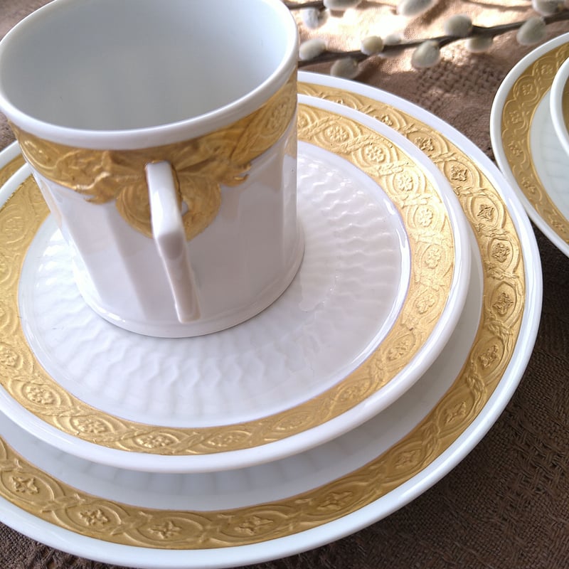 1966、1968年RoyalCopenhagenゴールドファンのカップソーサー・ケーキ