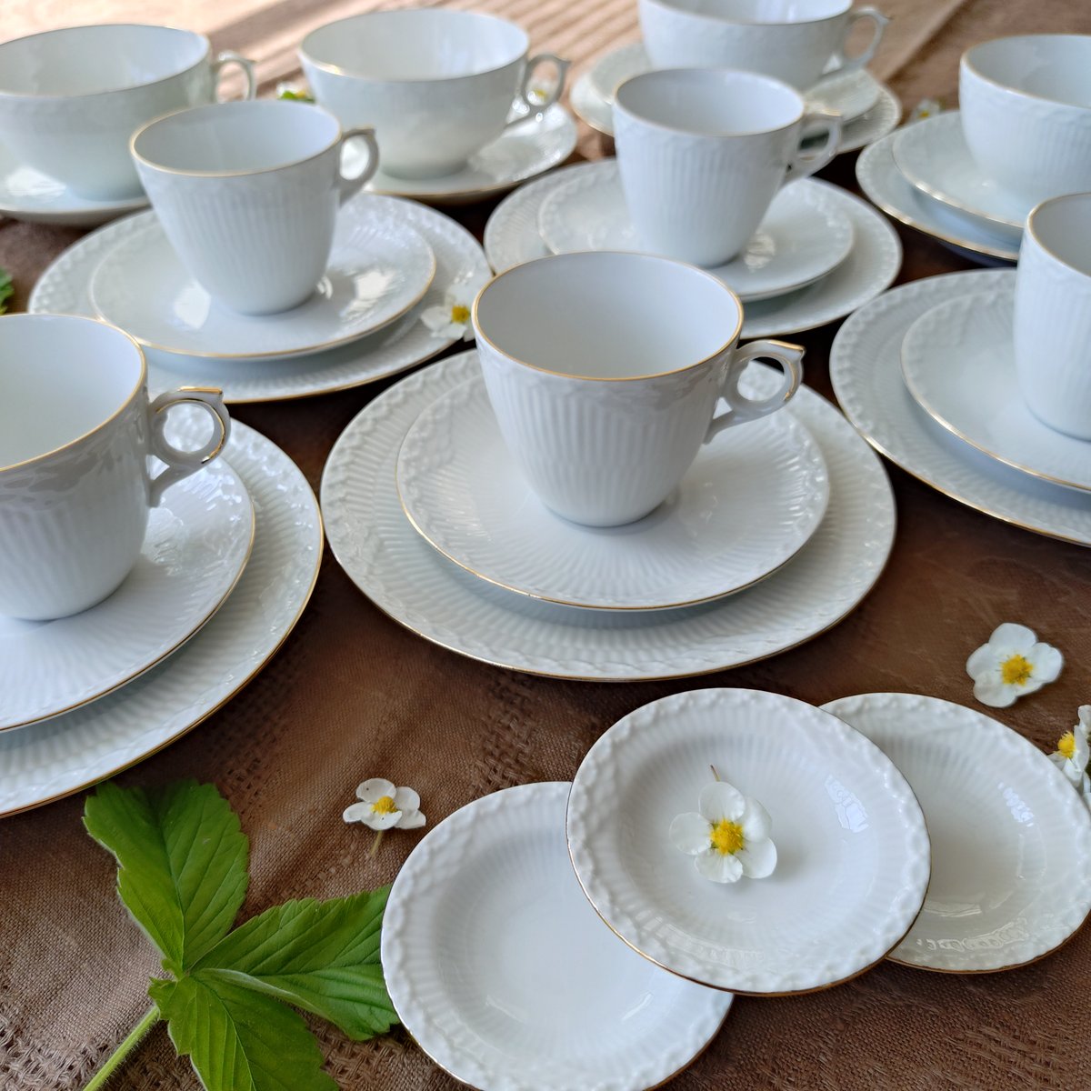 1955～1957年RoyalCopenhagenホワイトフルーテッドハーフレース