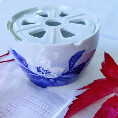 ビングオーグレンダール B&G 花瓶 一輪挿し 白椿 花 デンマーク製 ビングオーグレンダール B&G 花瓶 一輪挿し 白椿 花 デンマーク製