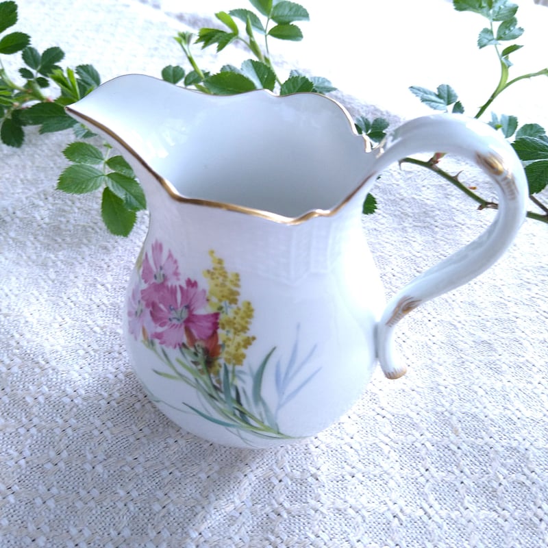 1924年以前マイセン自然主義様式絵付けのミルクピッチャー/Milk Jug