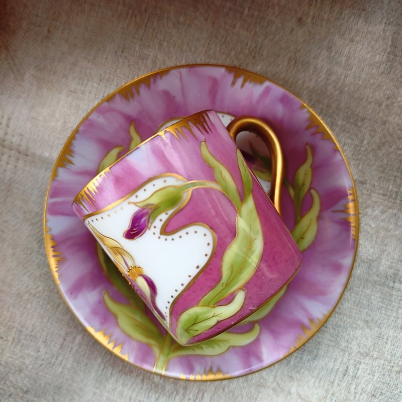 【ビンテージ】美品　希少　イエシア　リトアニアの花瓶　金彩　四葉型 ビンテージ】美品 希少 イエシア リトアニアの花瓶 金彩 四葉型 - メルカリ