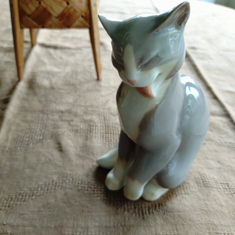 BingGrondahlビングオーグレンダールの灰色猫🐈は高さ約19㎝H重