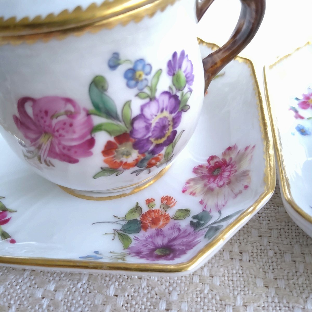 ロイヤルコペンハーゲン レアな1880年代のサクソンフラワー花瓶