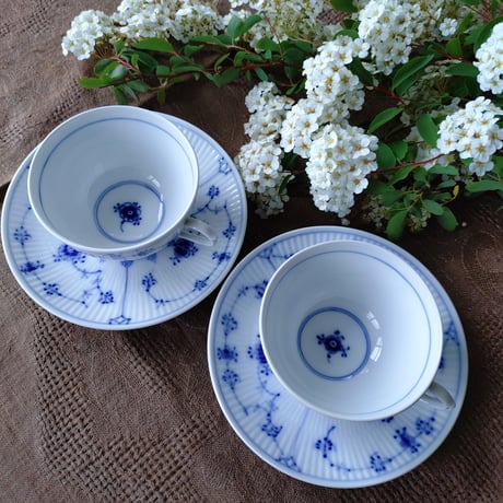 ロイヤルコペンハーゲン ブルーフルーテッド アンティーク　3枚 ROYAL COPENHAGEN 並行輸入品 ロイヤルコペンハーゲン ブルー