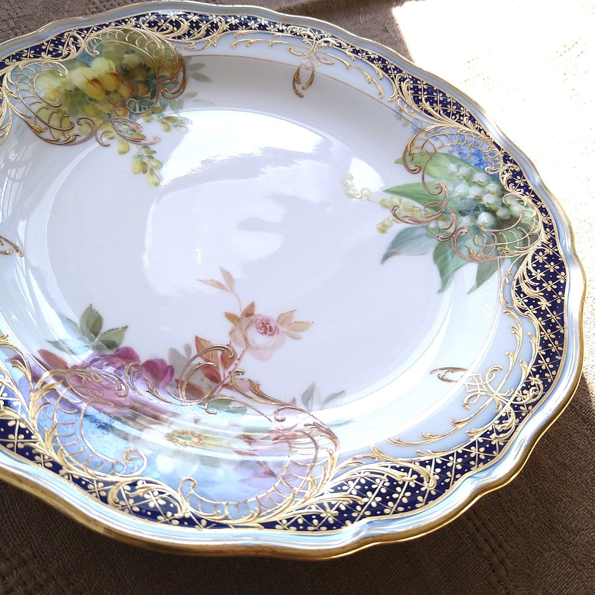 1850～1924年のMeissenマイセン、コバルトと金彩に自然主義様式