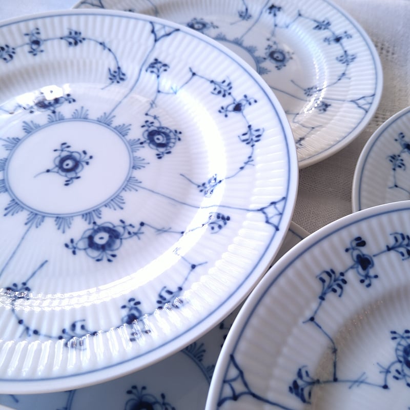 1963年のRoyalCopenhagenロイヤルコペンハーゲンブルーフルーテッド