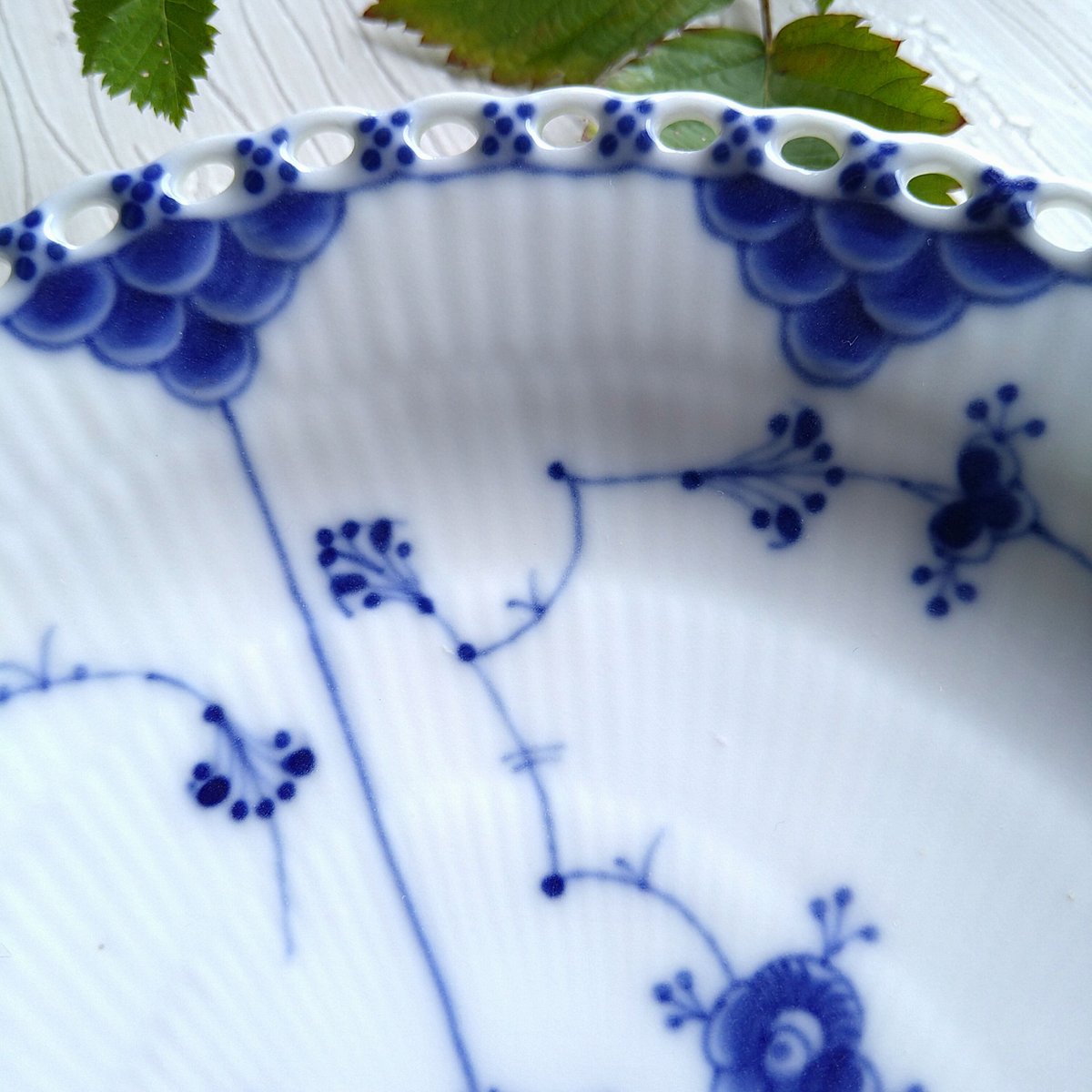 約150年前小瓶ロイヤルコペンハーゲン初期1870年代