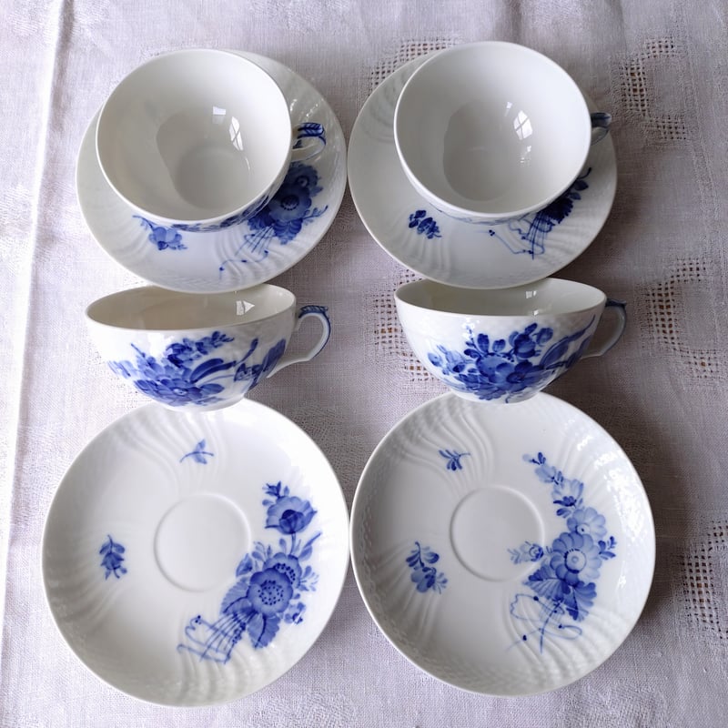 1960～1970年代RoyalCopenhagenブルーフラワーカーブのティーカップ
