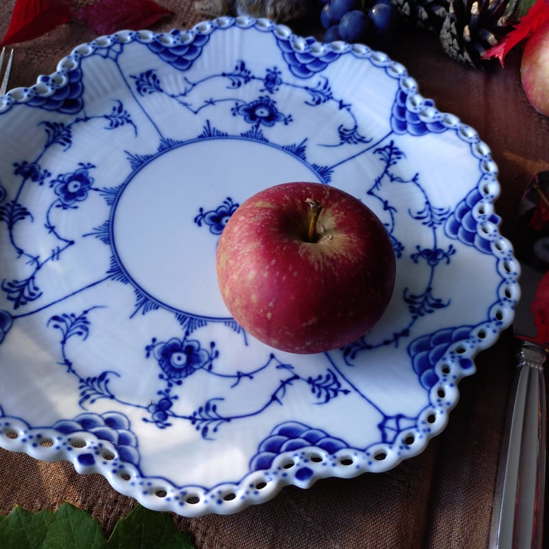 美品】Aロイヤルコペンハーゲン フルレース オープンワーク 大皿 美品