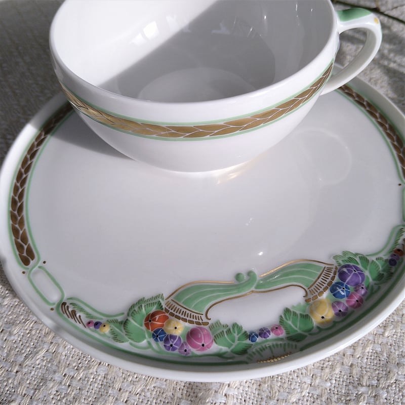 KPMベルリンのケレスカップソーサー/KPMBerlin Ceres cup and KPMベルリンのケレスカップソーサー/KPMBerlin Ceres cup and