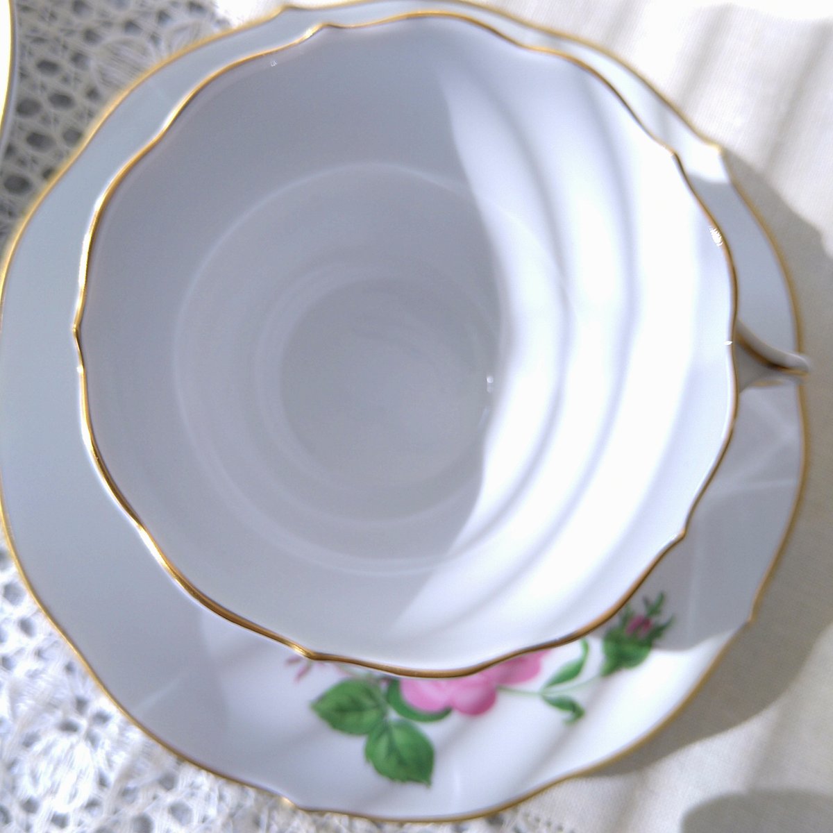 マイセンビンテージお皿2枚とカップ＆ソーサーお皿1枚割れ有りS17