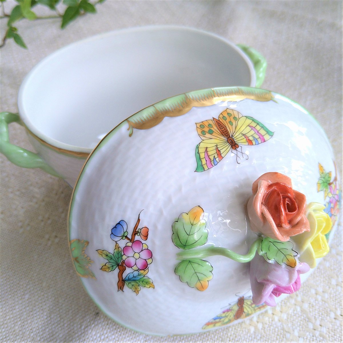 Herend ヘレンドヴィクトリアの蓋つき小物入れ/Victoria accessory ca...