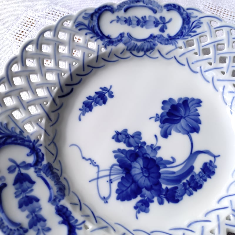 1969年～1974年のRoyalCopenhagenブルーフラワーのオープンワークのお