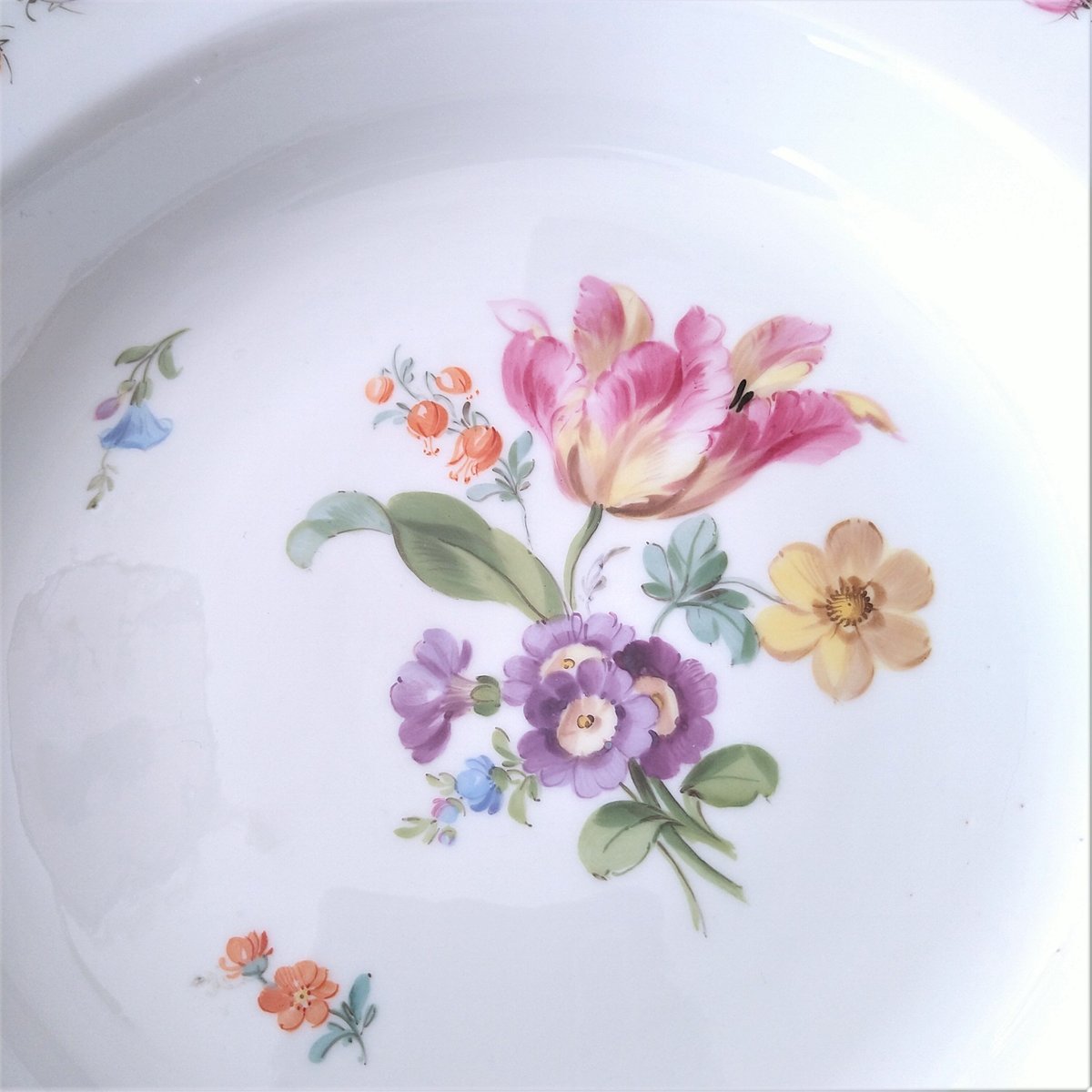 1860～1924年Meissen花と昆虫の絵のスープ深皿23.5㎝ピンクの
