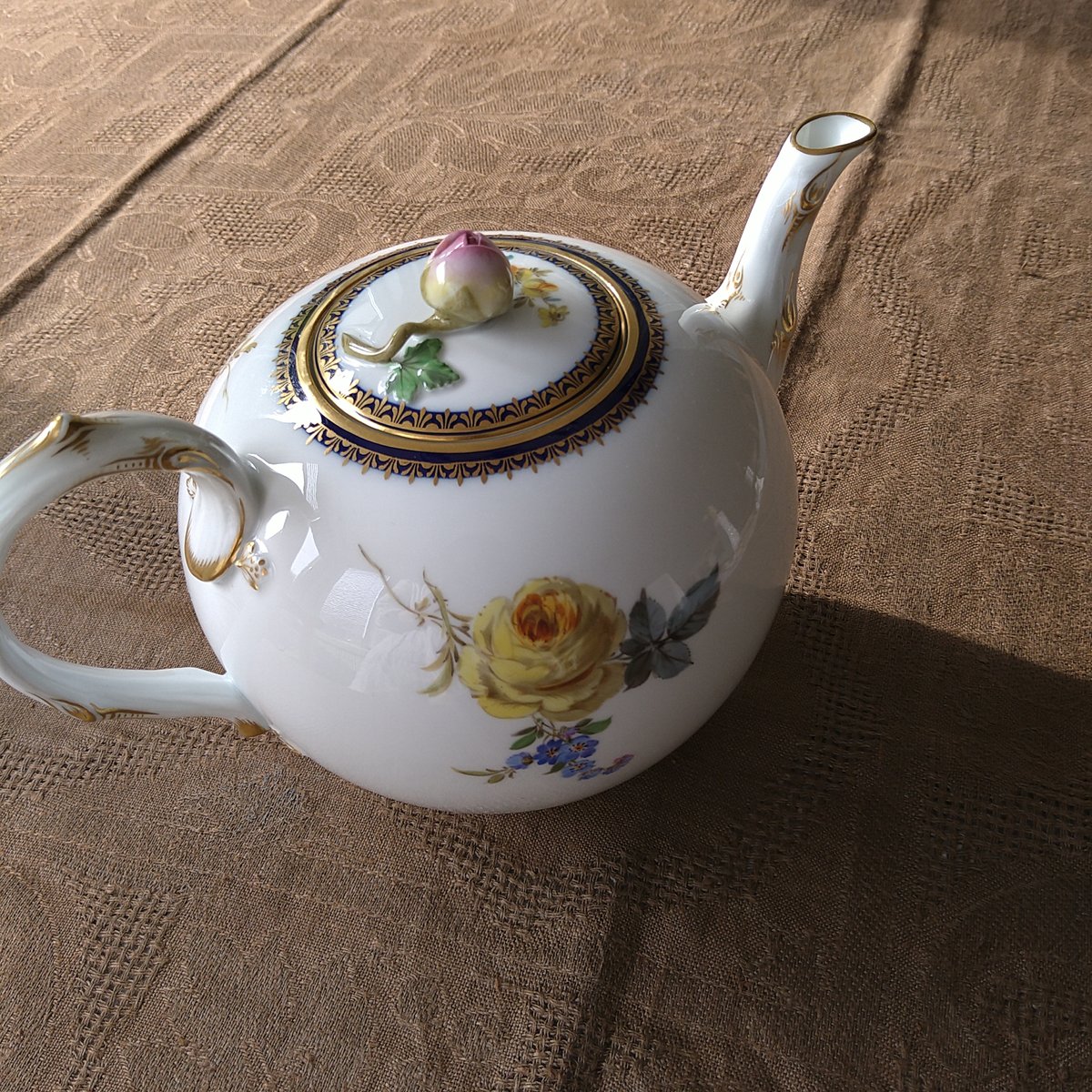 取りに来れる方限定！MEISSENのティーポットです！ 取りに来れる方限定！MEISSENのティーポット！