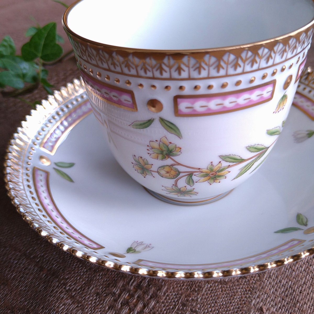 RoyalCopenhagenフローラダニカのコーヒーカップソーサー/Flora