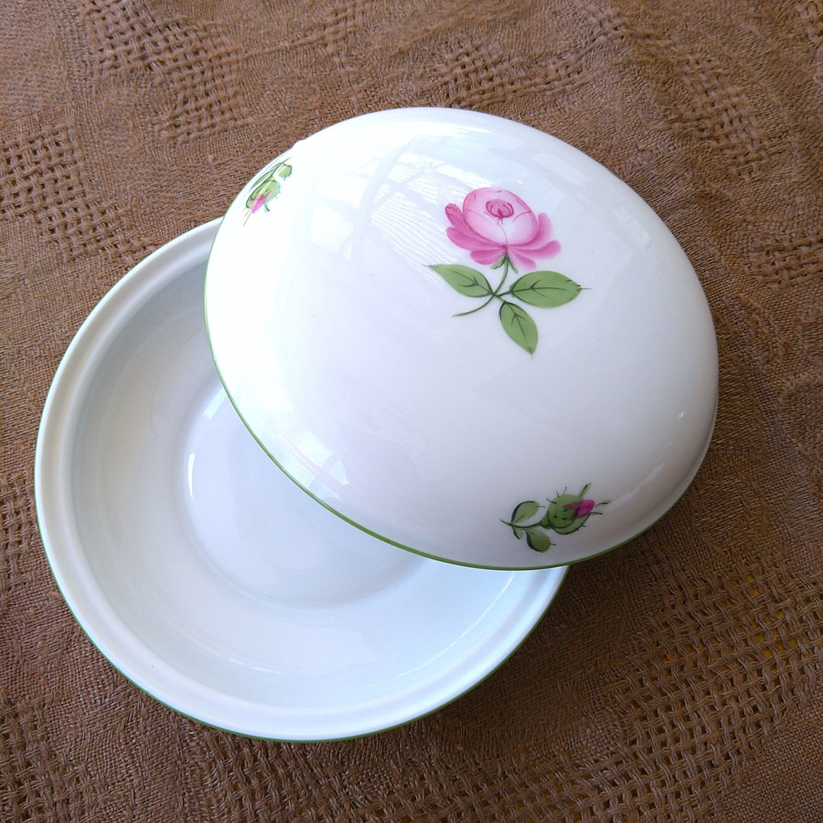 アウガルテン ウィンナーローズ 飾り皿 アウガルテン(AUGARTEN