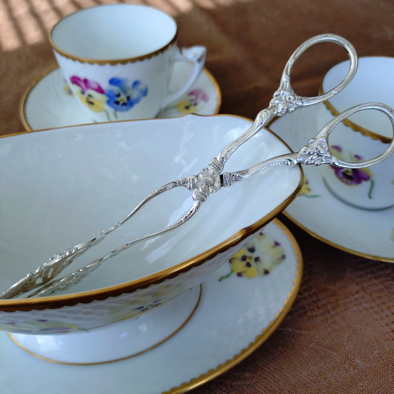 スウェーデンへのインポートシルバーケーキトング重さ約54g長さ