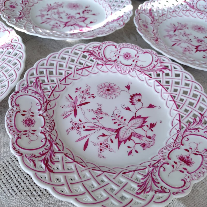 ✤1924年以前マイセン(Meissen)フィギュリン✤『葡萄の収穫』✤ ✤1924年以前マイセンフィギュリン『ガーランドを持つ女性』①