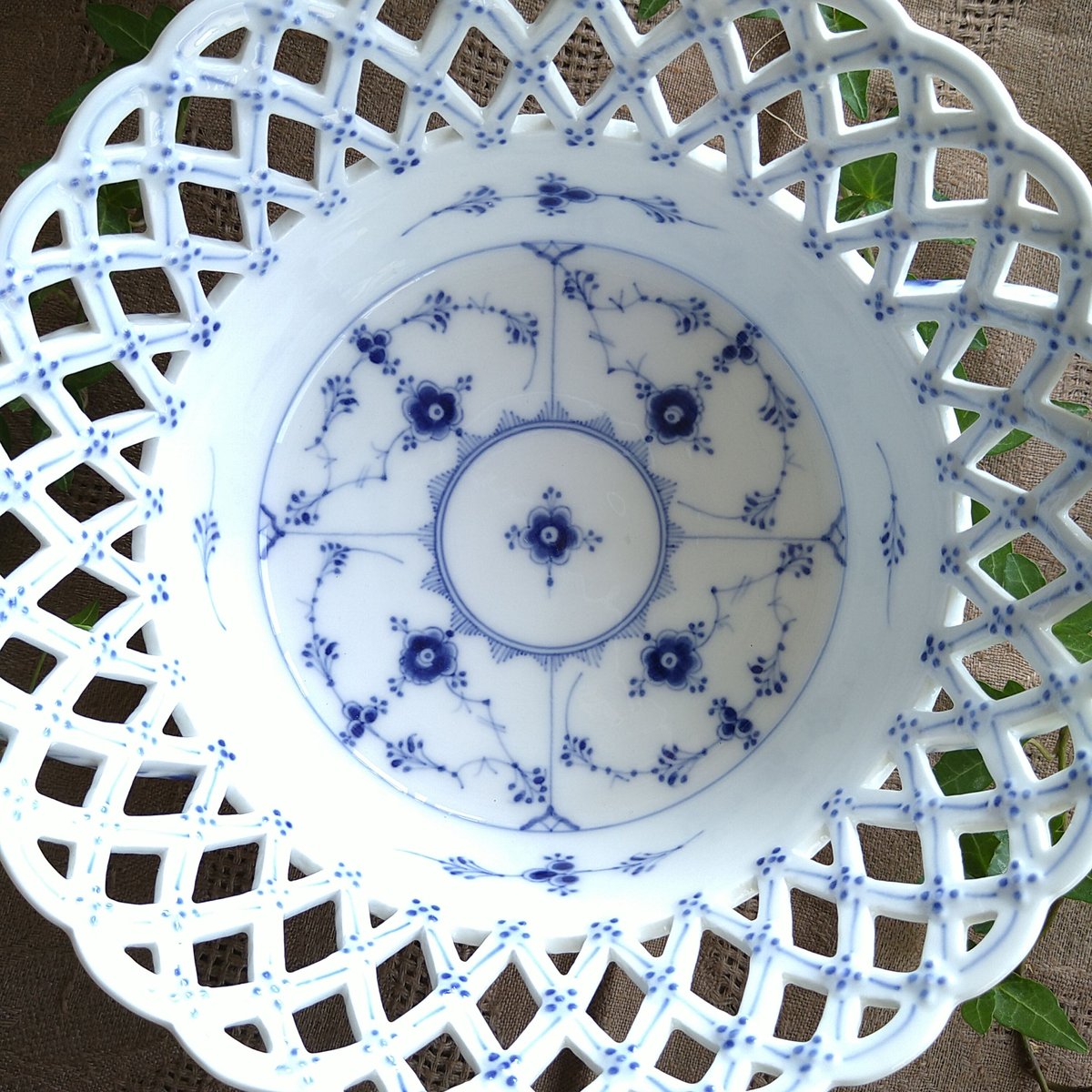 未使用品 SPドレスデン カールティーメ工房 オープンワーク