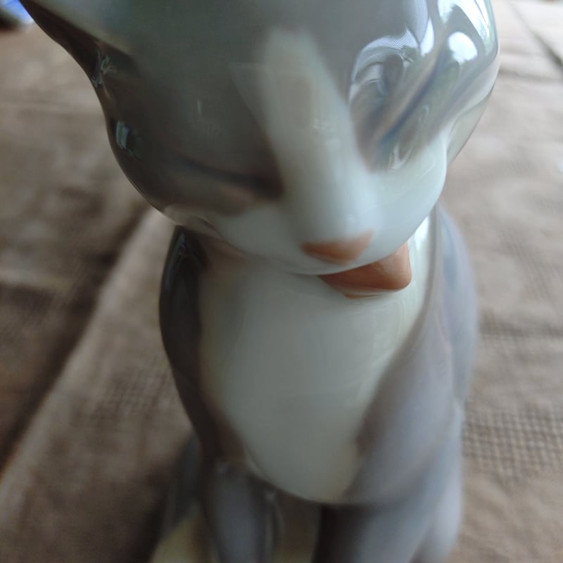 Bing＆Grondahl/ビングオーグレンダール フィギュリン 猫 極美品 BingGrondahlビングオーグレンダールの灰色猫🐈は高さ約19㎝H重