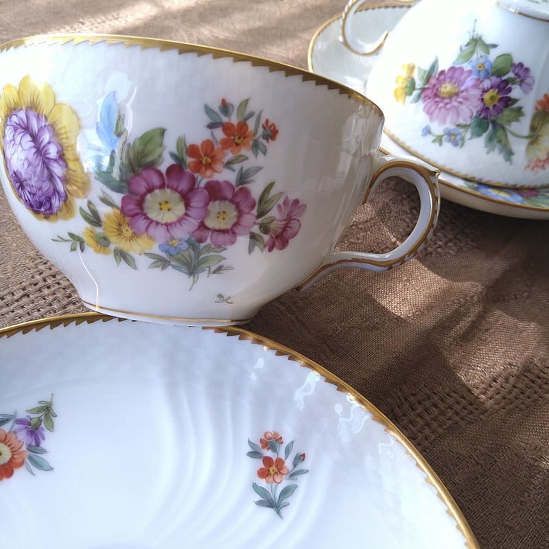 1930年代～1960年代のRoyalCopenhagenサクソンフラワーのモーニング