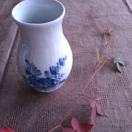 1980年～1984年のブルーフラワーカーブの花瓶/BlueFlowerCurveVase