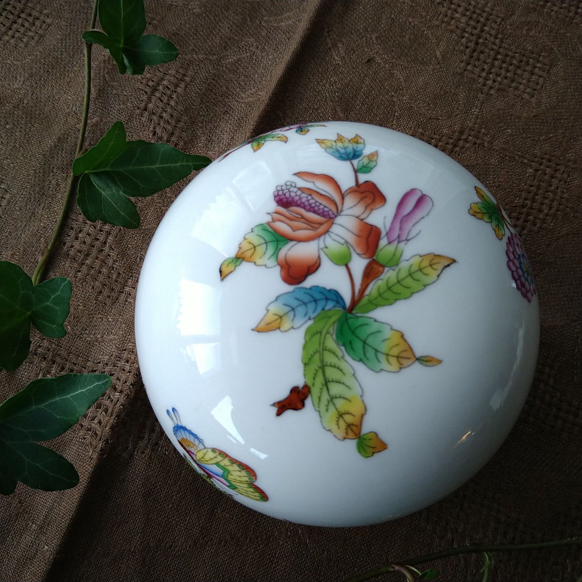 Herendヘレンドヴィクトリアのボンボン入れ 高さ約8.5㎝H、口径