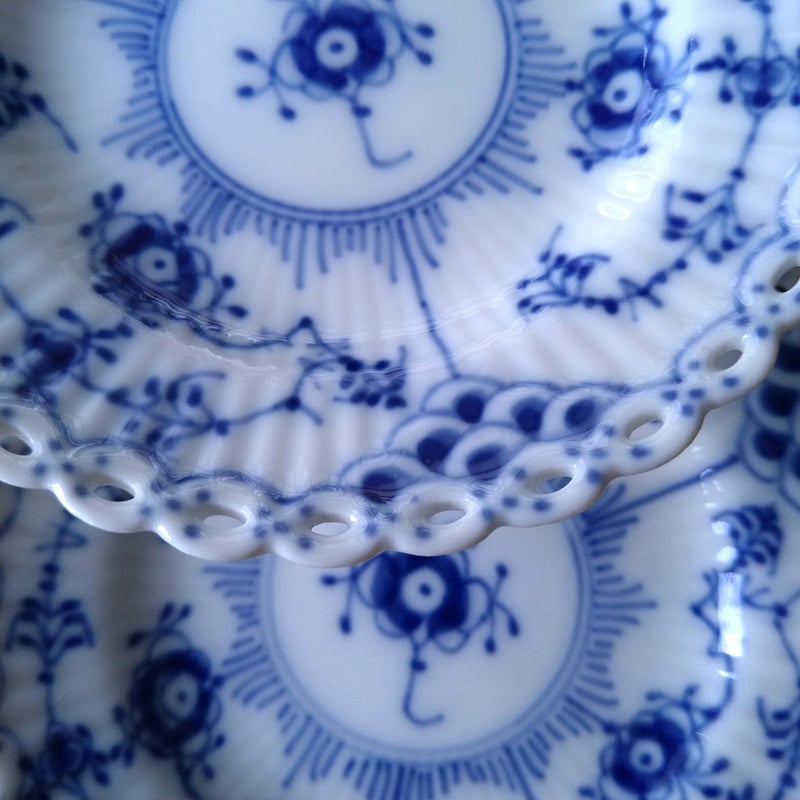 RoyalCopenhagenFullLaceフルレース直径約11㎝型番号1145の小皿/Fu