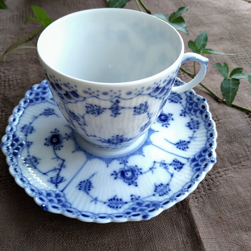 1960年代RoyalCopenhagenフルレースのコーヒーカップソーサー型
