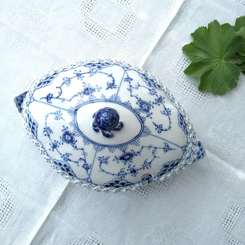 1969～1979年RoyalCopenhagenブルーフルーテッドフルレース蓋