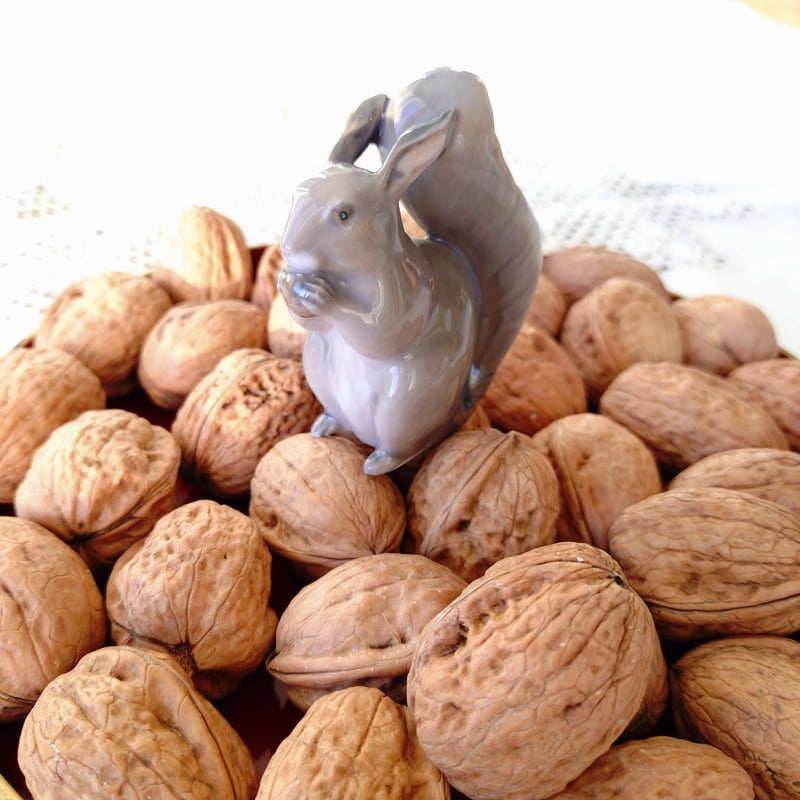 RoyalCopenhagenロイヤルコペンハーゲンのナッツだぜ❣❤️なリス