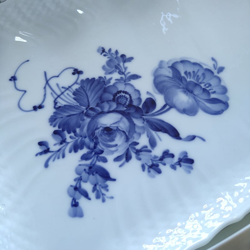 【未使用美品】ロイヤルウースター★フラワーブーケ★ガトープレート 未使用美品】ロイヤルウースター☆フラワーブーケ☆ガトープレート