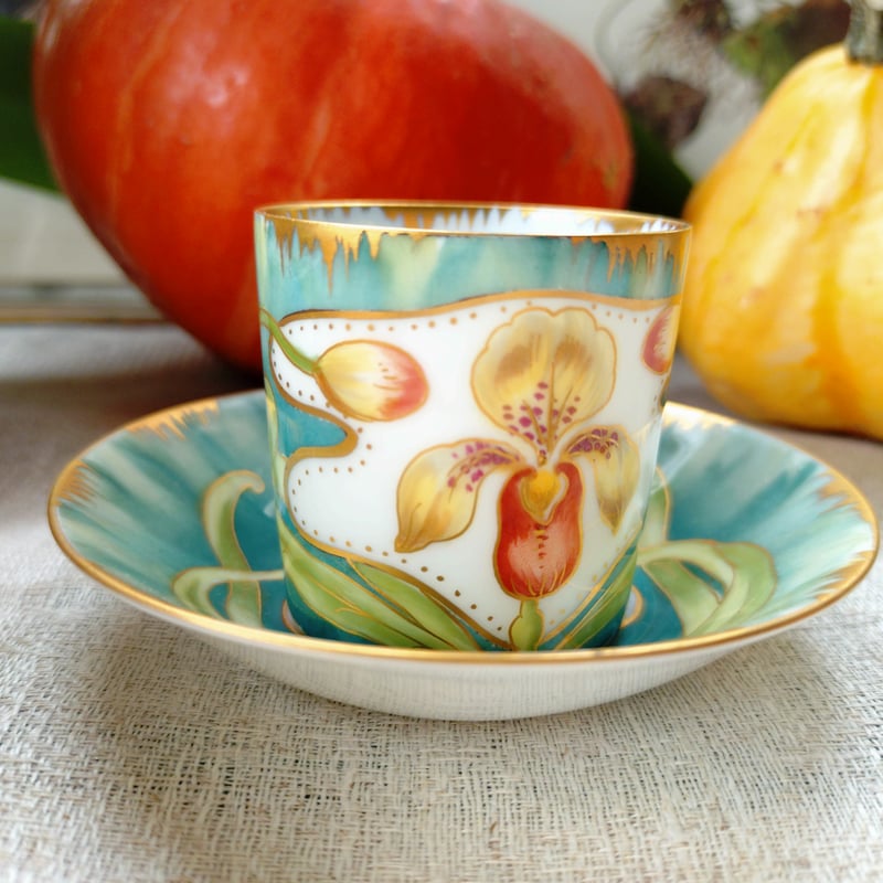 Nymphenburg ニンフェンブルグ 女性 フィギュリン ドイツ製 Nymphenburg ニンフェンブルグ 女性 フィギュリン ドイツ製 【公式通販】