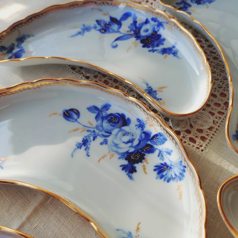 1924年以前Meissenマイセンクレセントディッシュ/三日月皿は🌒は