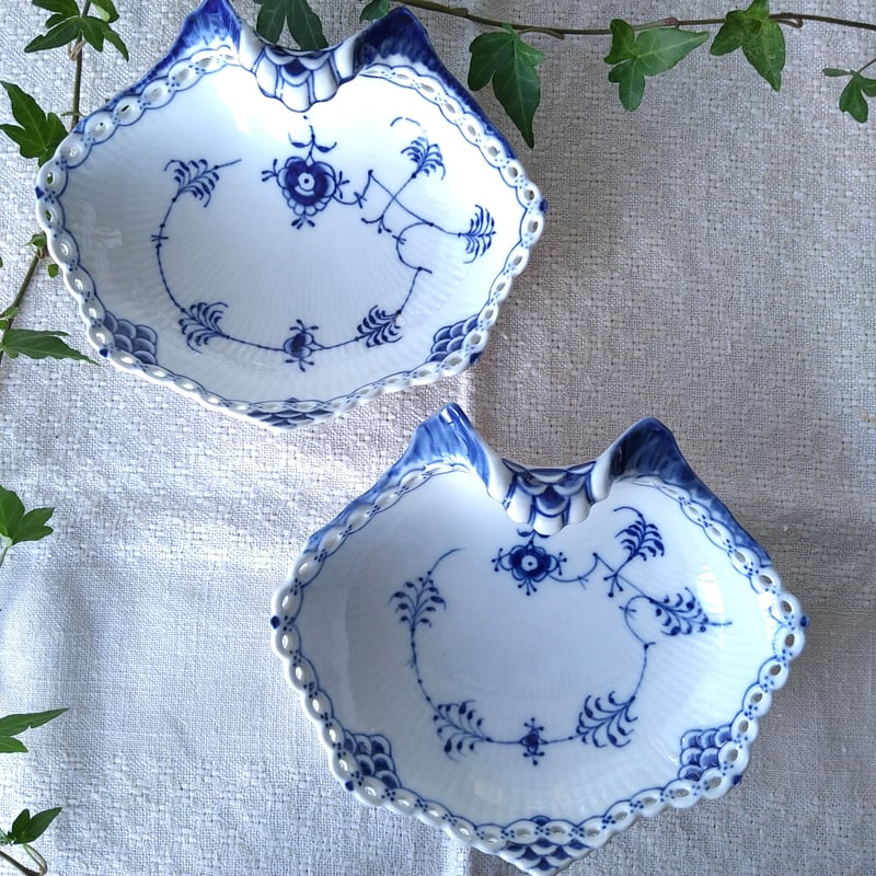 ロイヤルコペンハーゲ　ピックルディッシュフルレース ブルーフルーテッド フルレース ピックルディッシュ 24.5cm