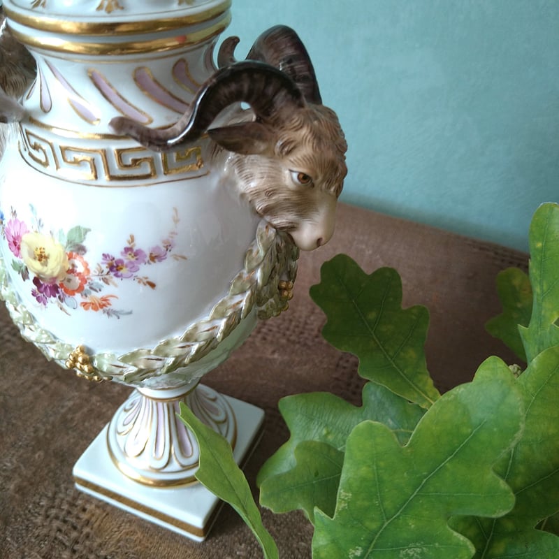 マイセン　フラワーレリーフ約18㎝ マイセンフラワーレリーフ約18㎝