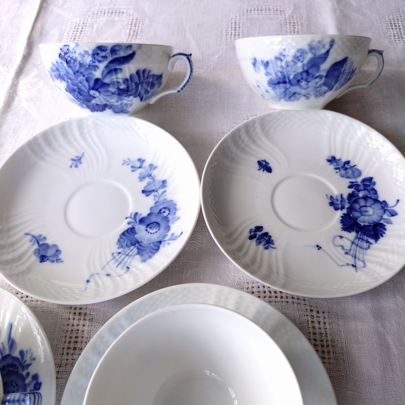 1960～1970年代RoyalCopenhagenブルーフラワーカーブのティーカップ