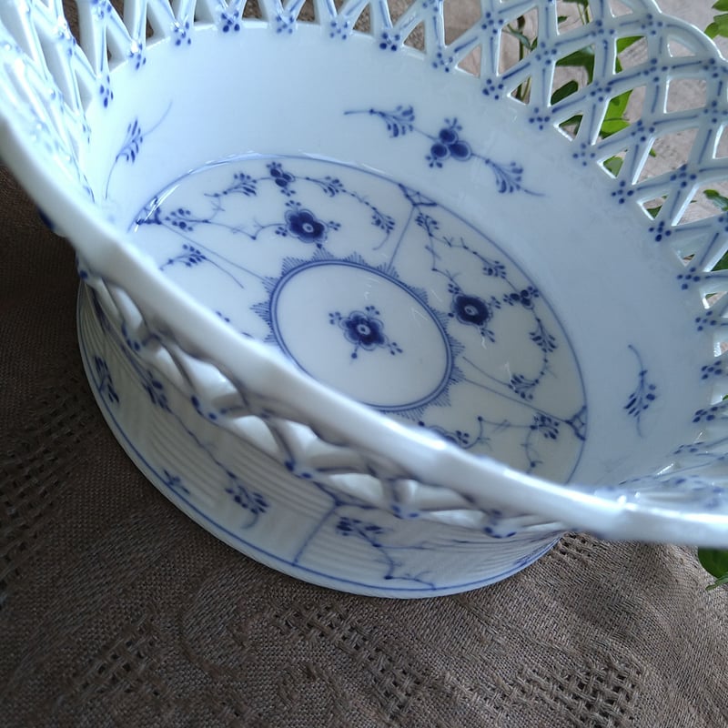 新品ロイヤルコペンハーゲン ブルーフラワーカーブ バスケット